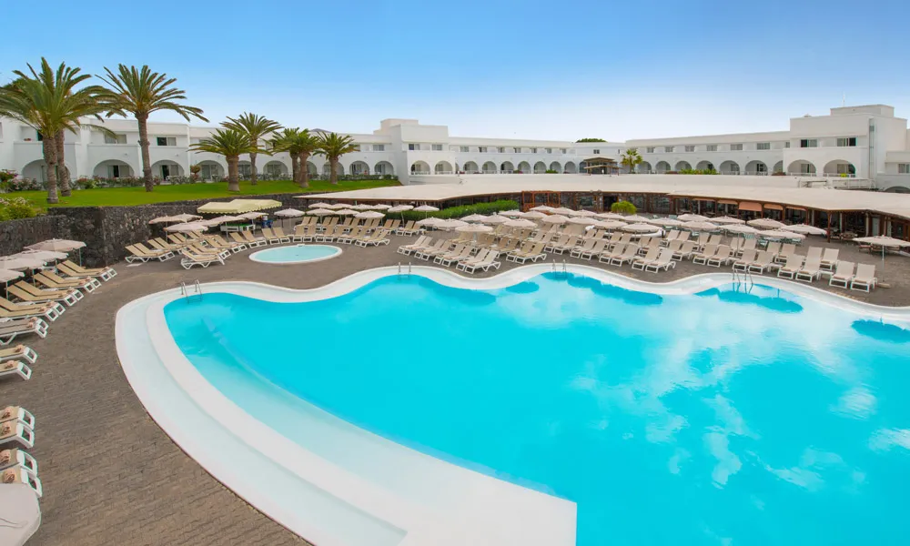 pool relaxia olivina