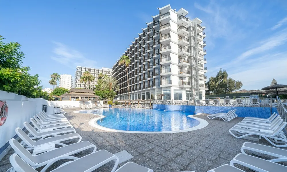 vista hotel piscina relaxia Beverly Park