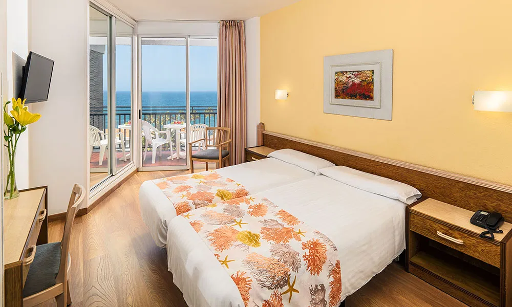 habitación superior vista mar relaxia beverly park