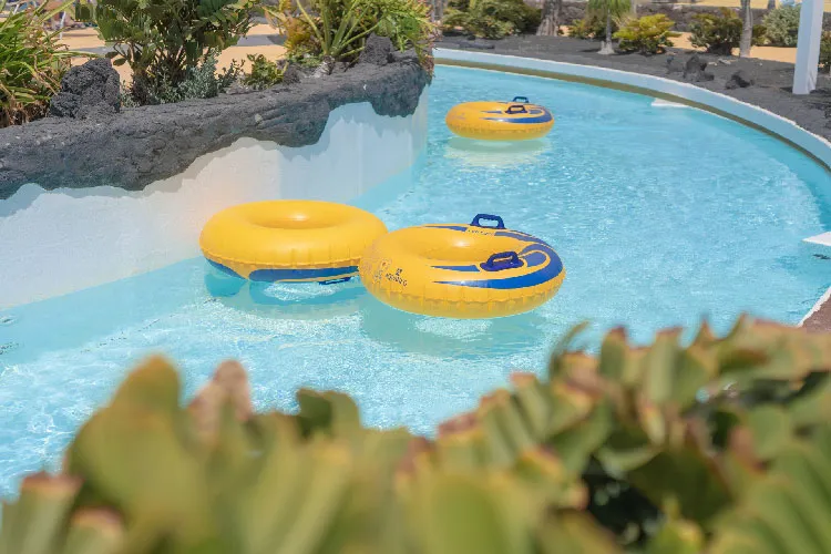 Aqua-Park Aqualava